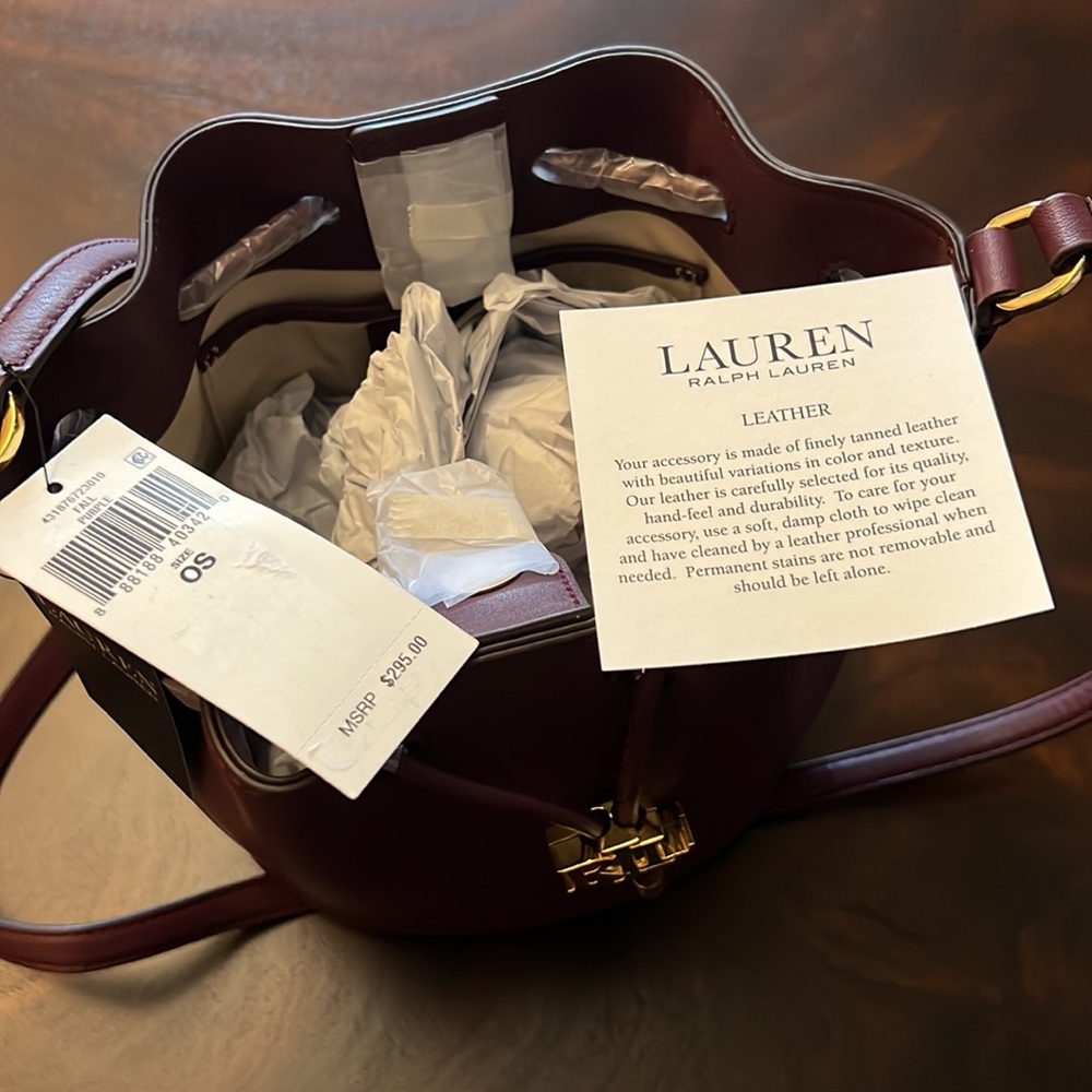 Lauren Ralph Lauren
Leather Medium Andie Drawstring Bag - Picture 12 of 12